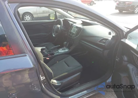 2017 Subaru Impreza 2.0I Premium из США, поврежденный, VIN 4S3GKAB68H3621254